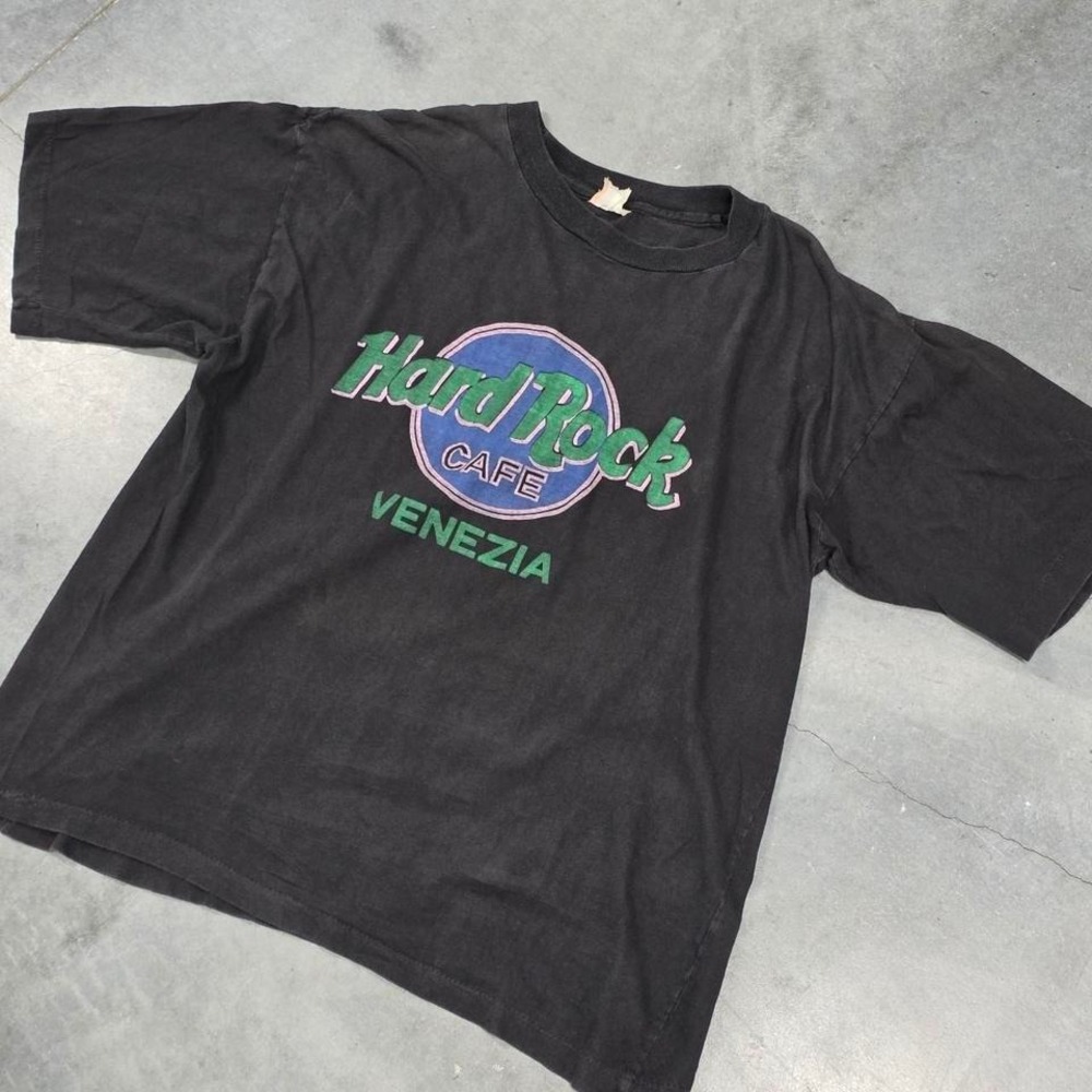 Vintage 80s Hard Rock Cafe Venizia Italy black cotton t-shirt size small